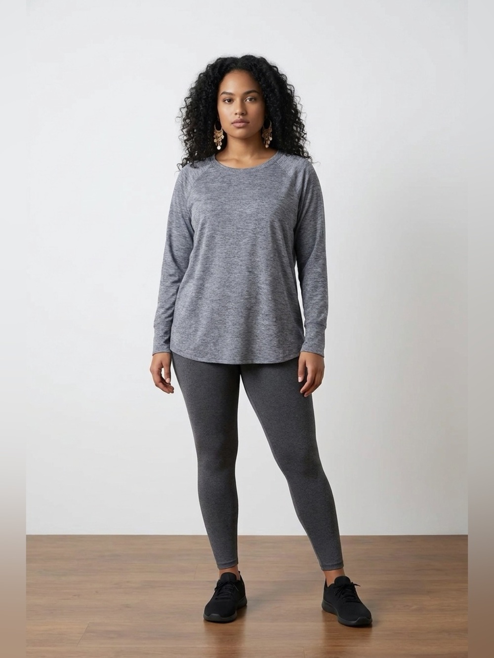 Tek Gear Heather Blue Long Sleeve Top – NWT